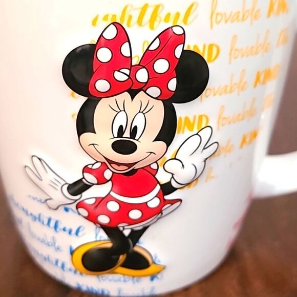 Disney Minnie Mouse Mug with One Side in 3D - Picture 3 of 6